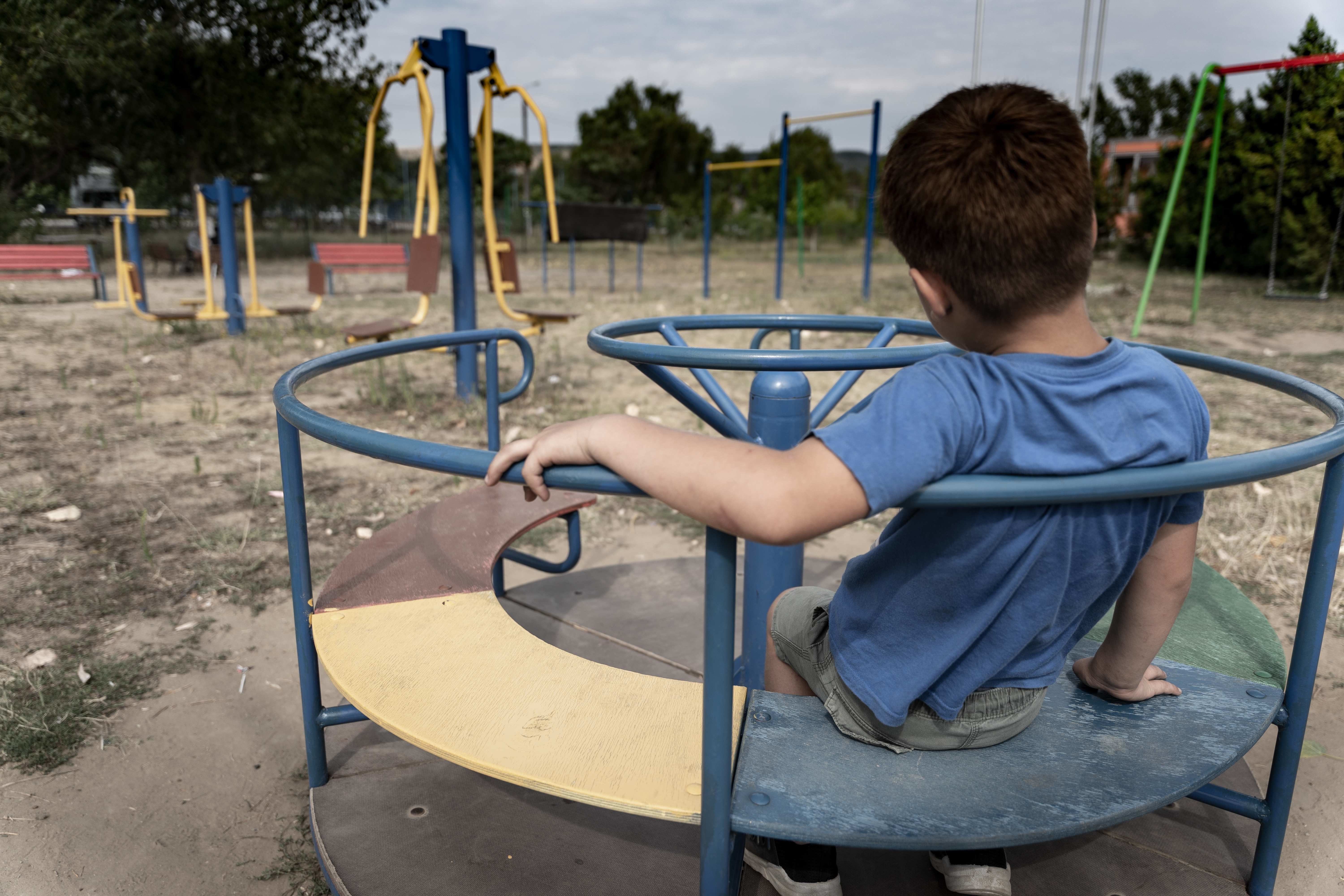 Ein kleiner Junge auf einem Spielplatz. Quelle: Christian Nusch Ein kleiner Junge auf einem Spielplatz. Quelle: Christian Nusch
